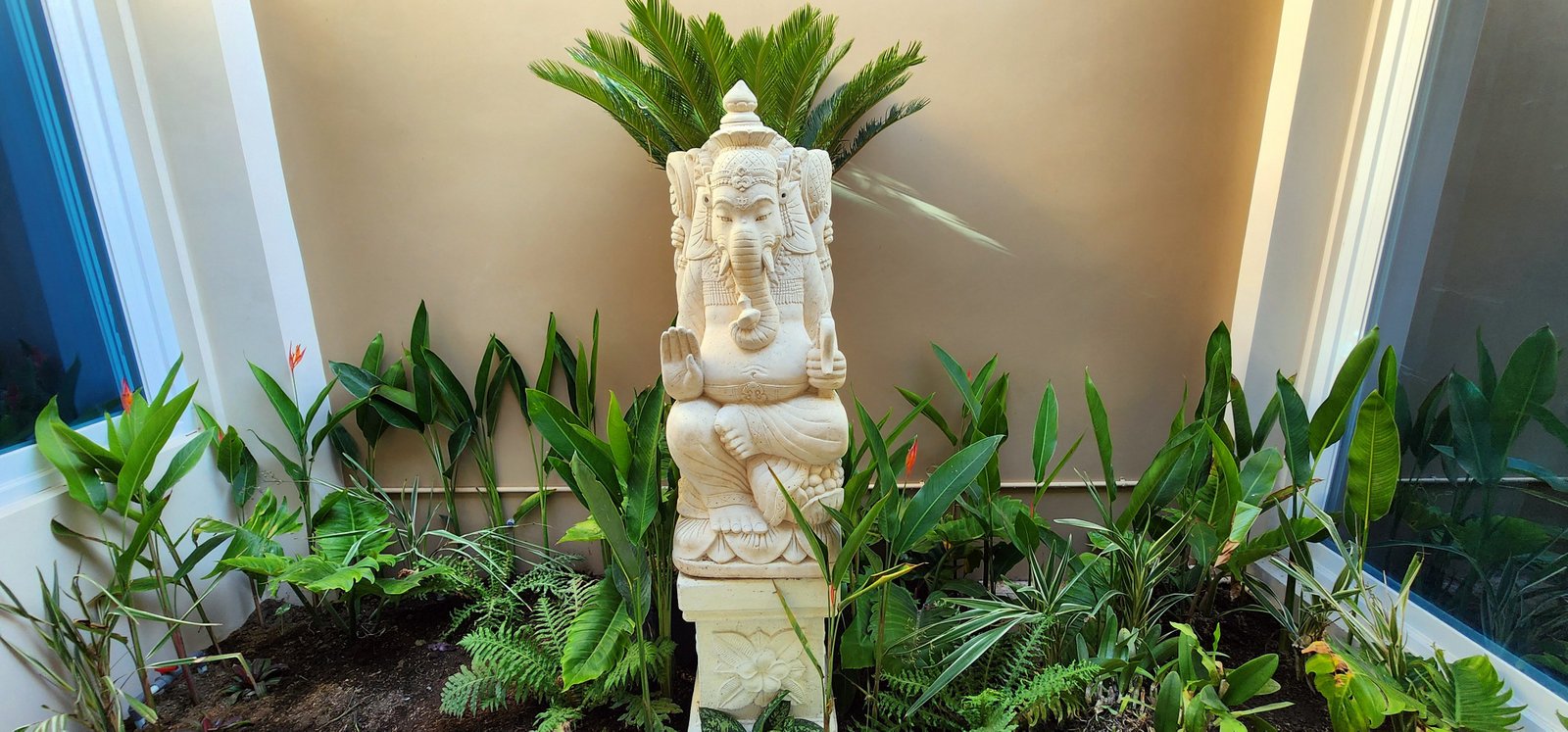 Bali Luxury Retirement Villa Courtyard Garden