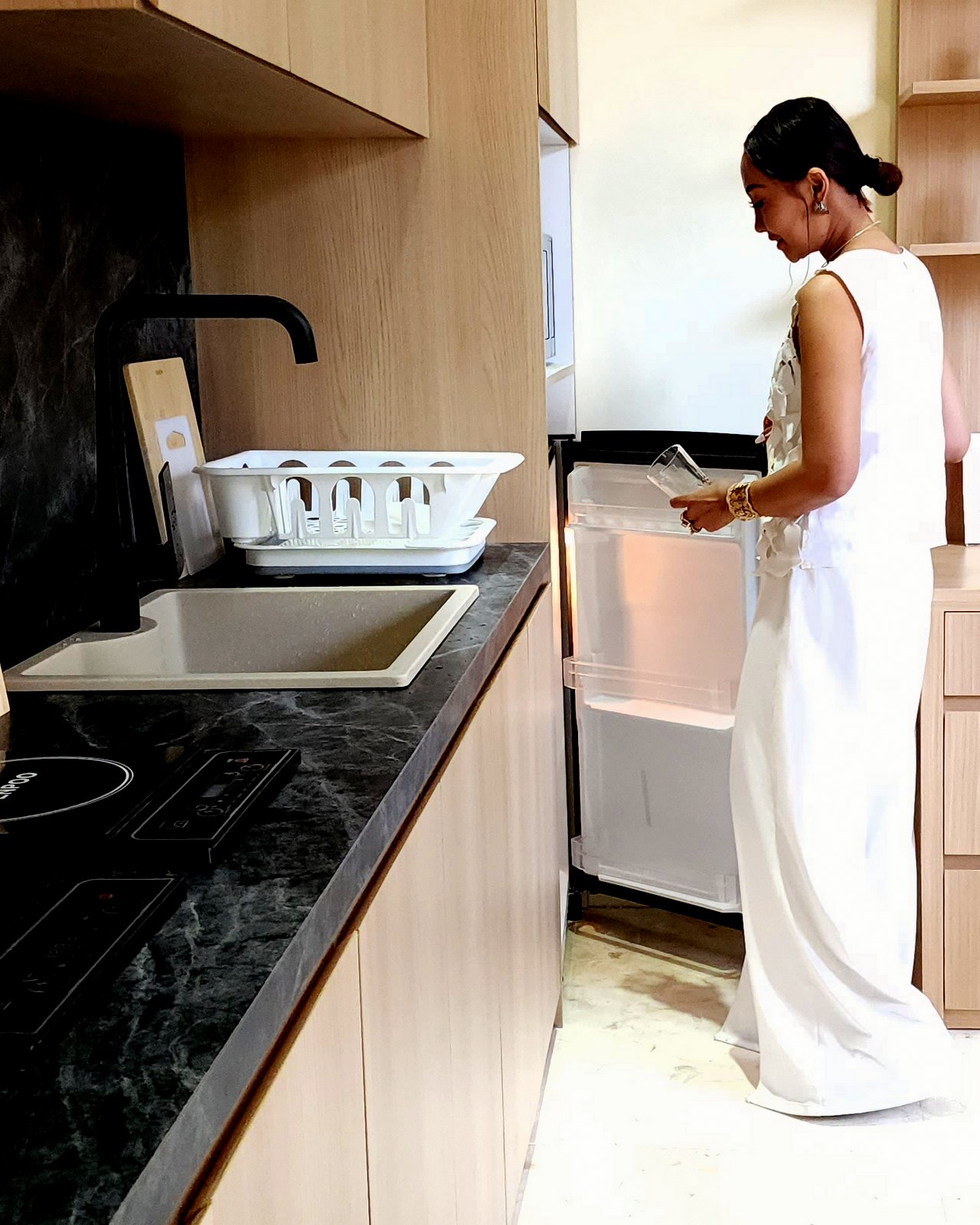 Bali Emerald Apartment Living Refrigerator