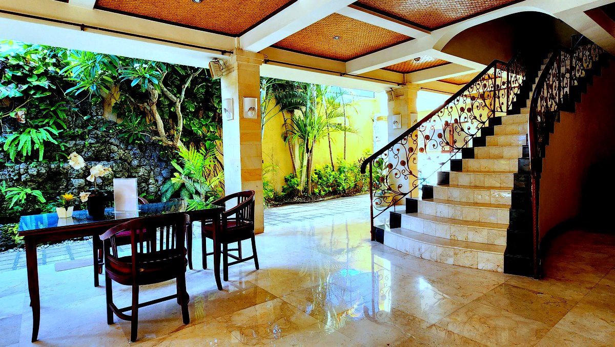 Bali Emerald Apartments Reception